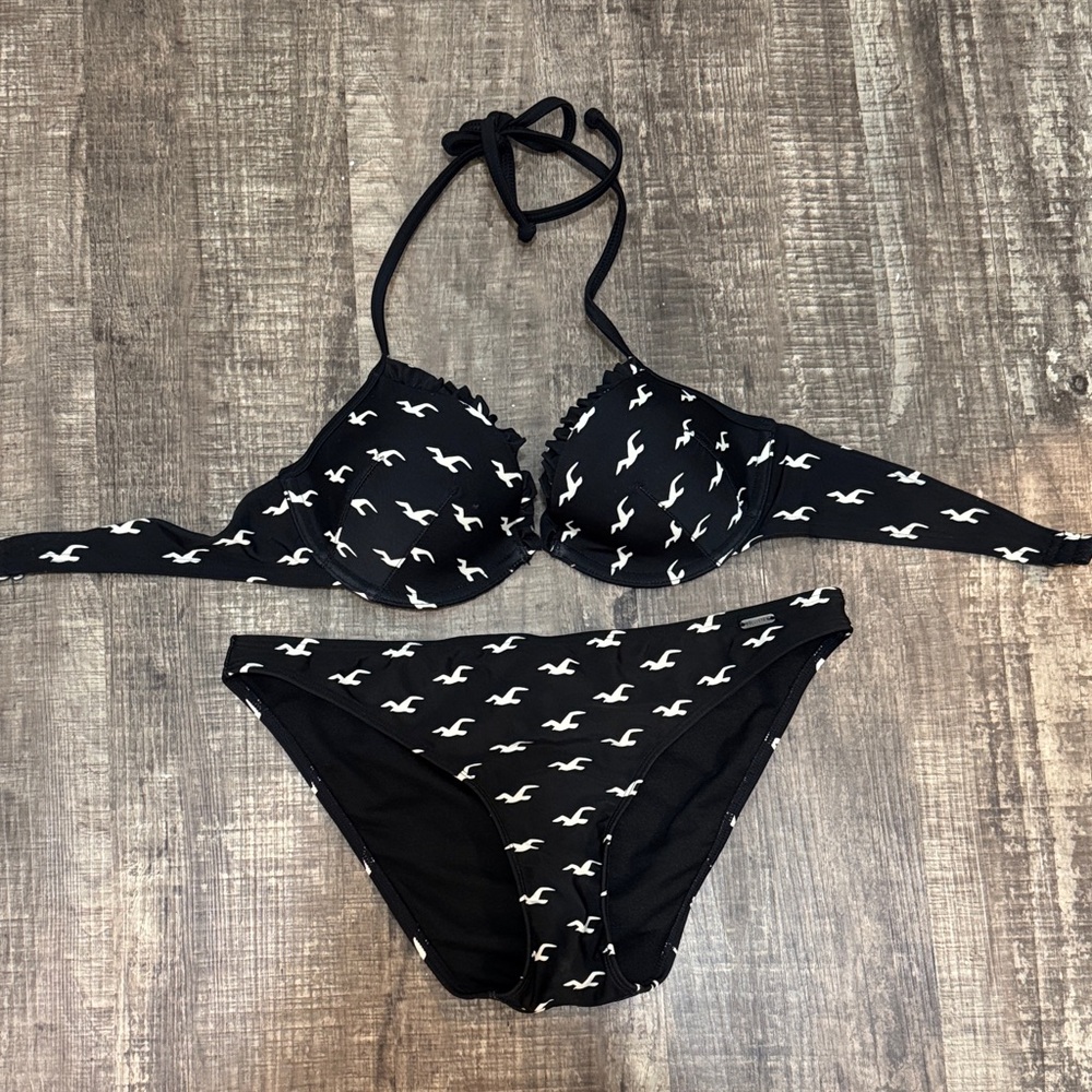 VTG Hollister Black and White Bikini with Logo Pattern